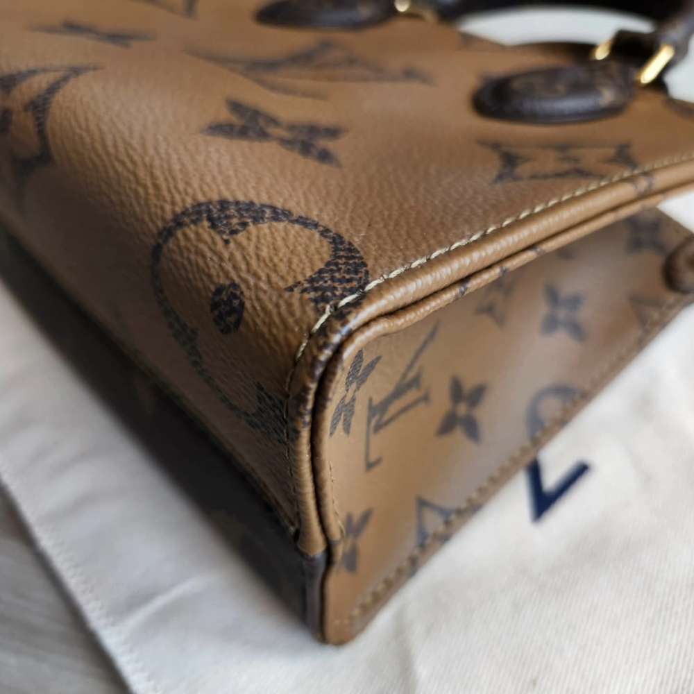 Louis Vuitton OnTheGo BB