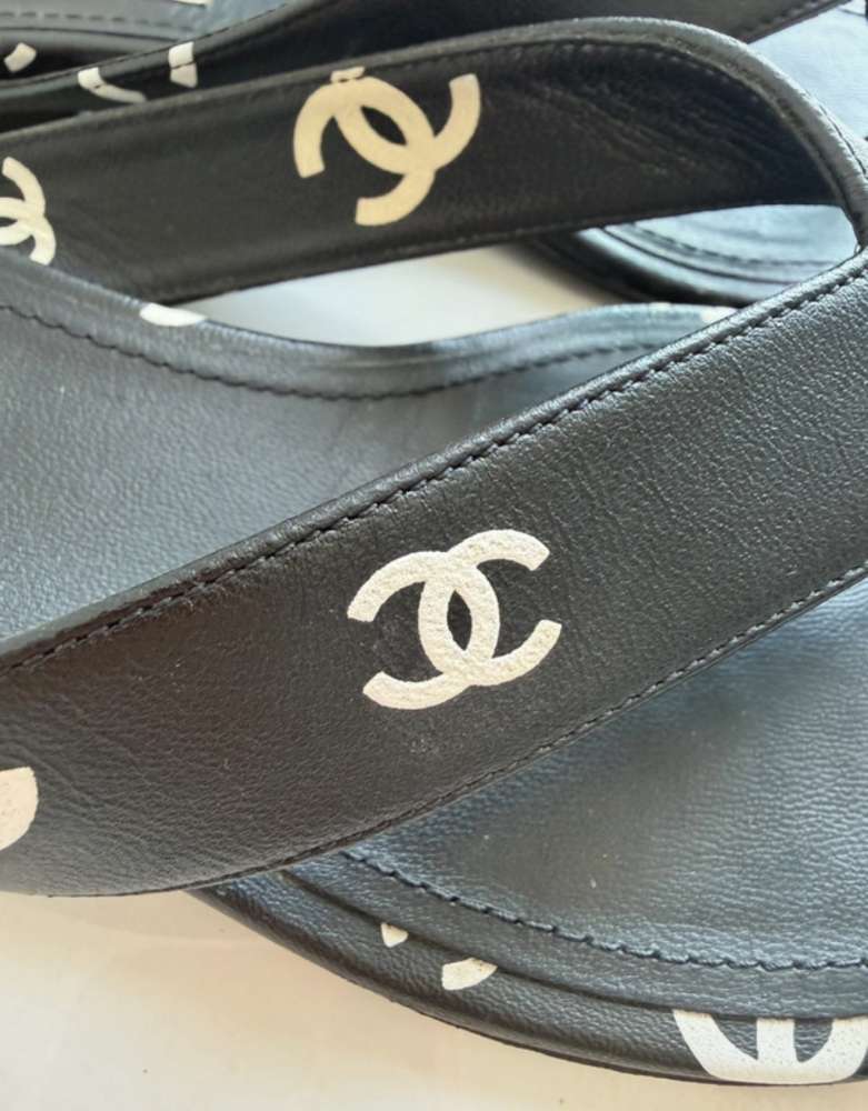 Chanel sandalky