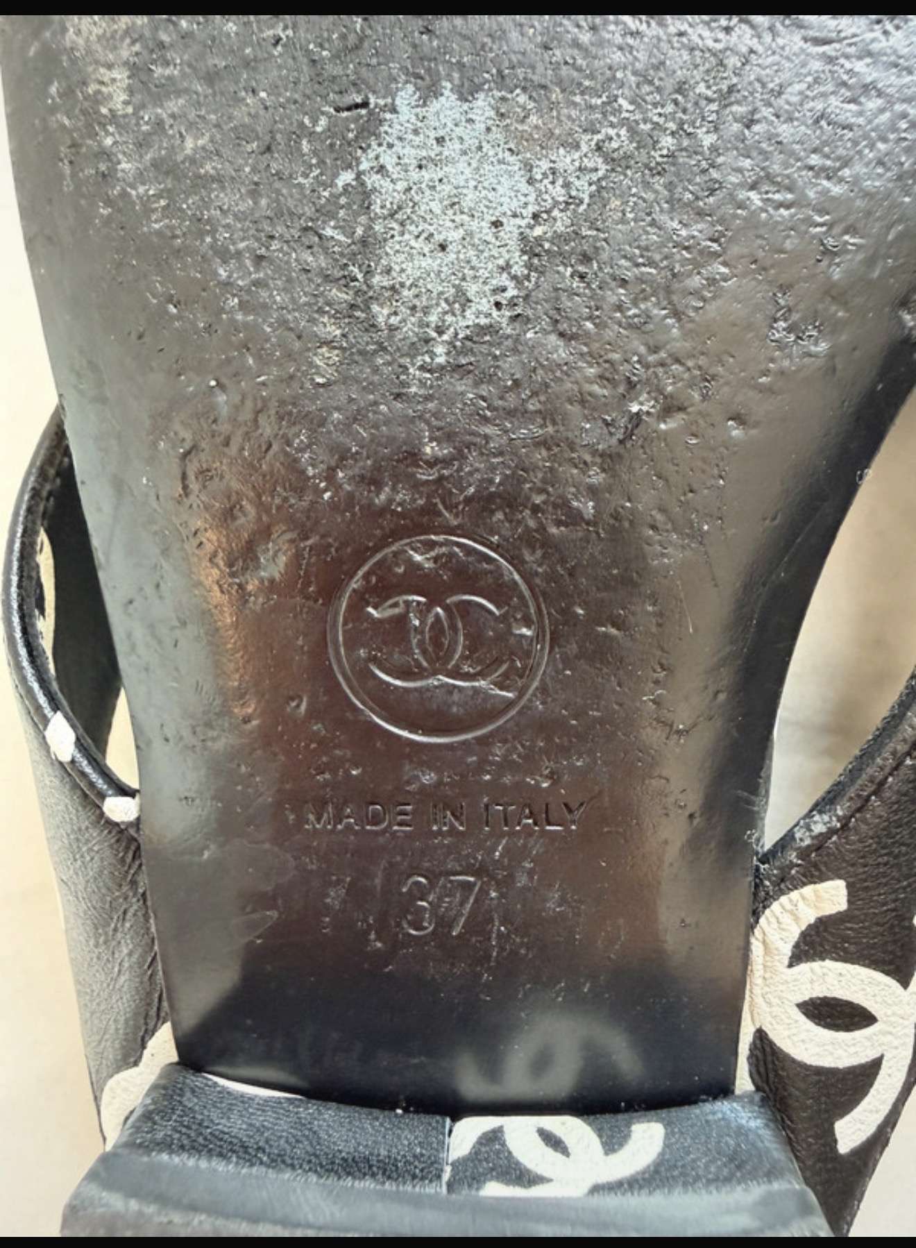 Chanel sandalky
