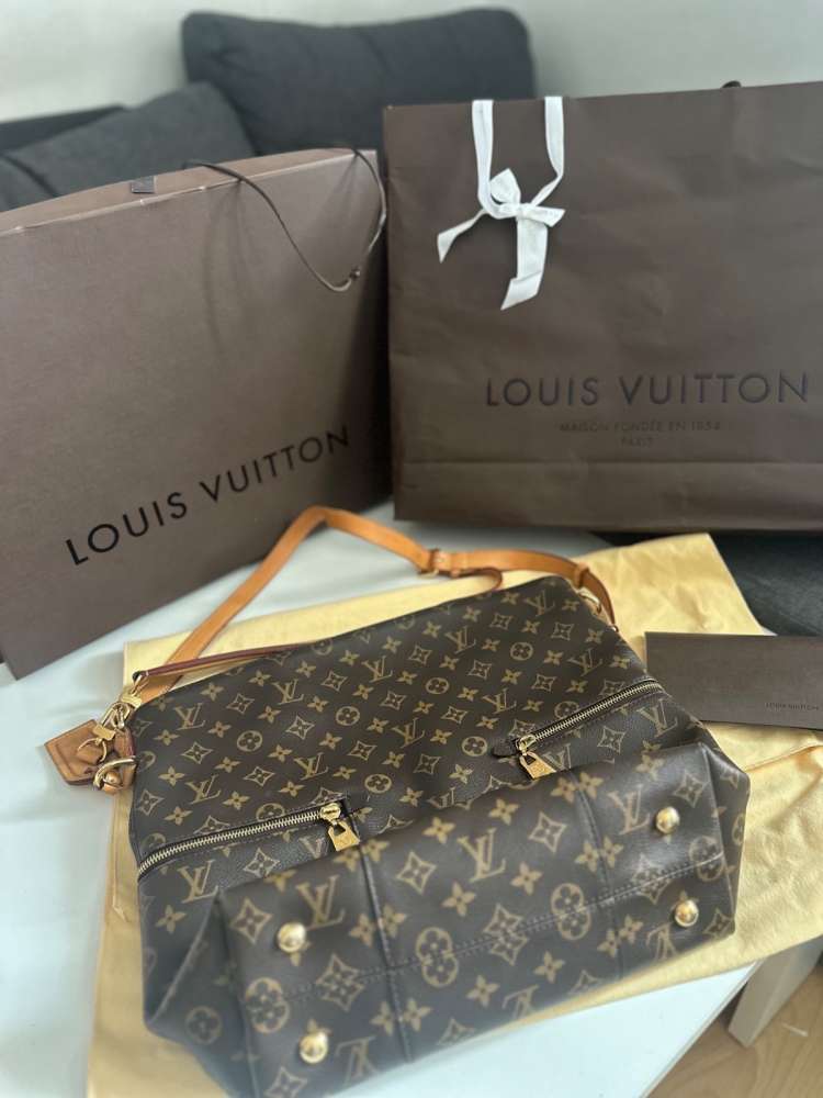 Louis Vuitton kabelka Melie monogram