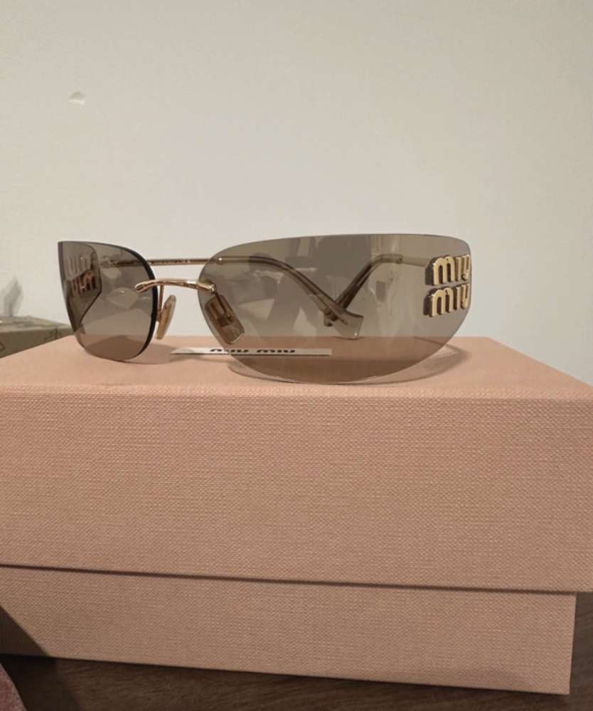 Miu miu okuliare