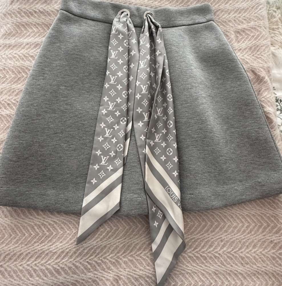 Louis Vuitton sukňa
