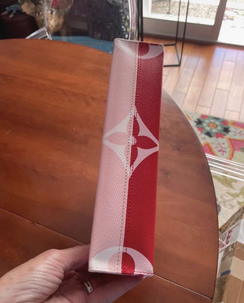 Louis Vuitton toiletka 26