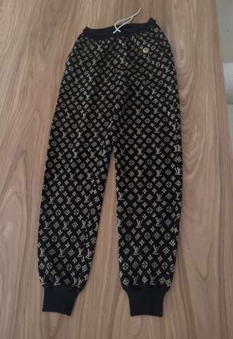 https://vipluxury.sk/Louis Vuitton tepláky