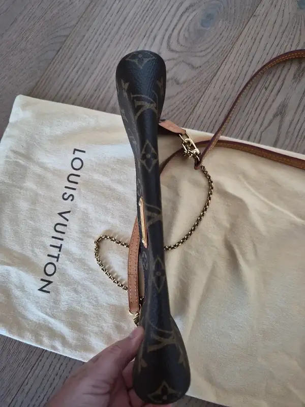 Louis Vuitton Eva Clutch Monogram Canvas