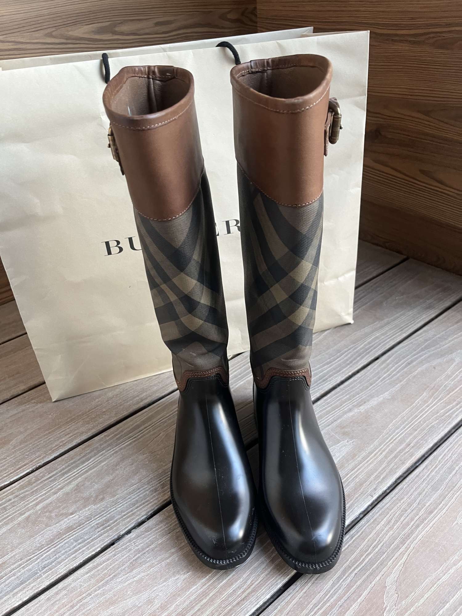 Burberry gumové čižmy v kombinacii s kožou, 36