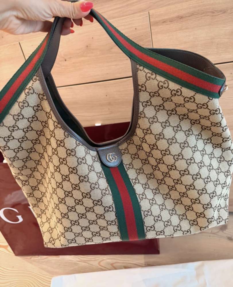 Gucci shopperka s clutchom
