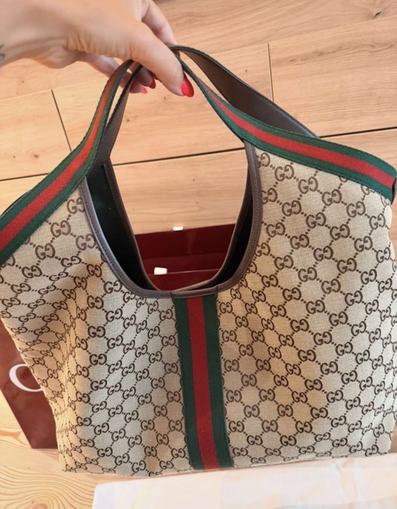 Gucci shopperka s clutchom
