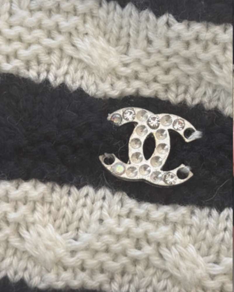 Chanel top