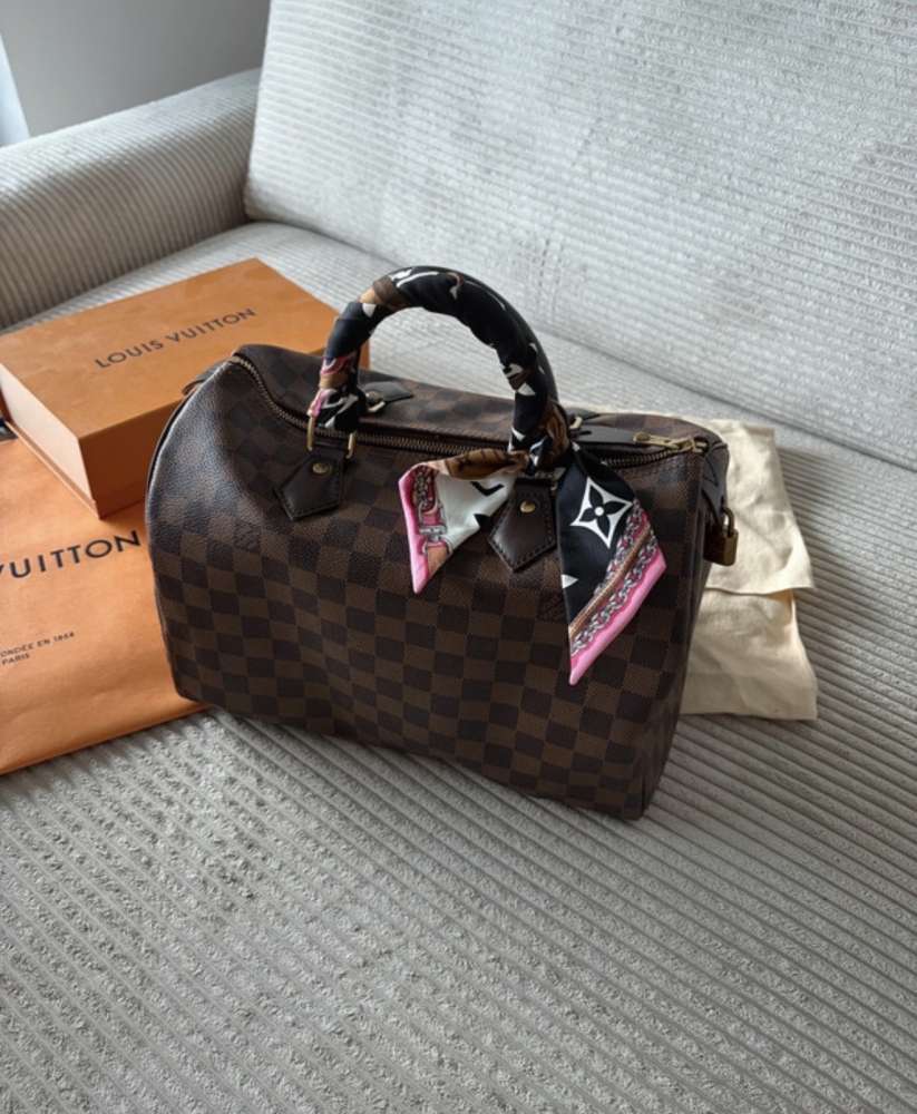 Louis Vuitton speedy 30