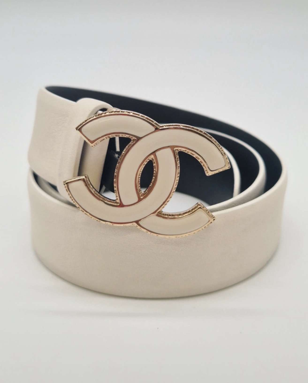 Chanel opasok