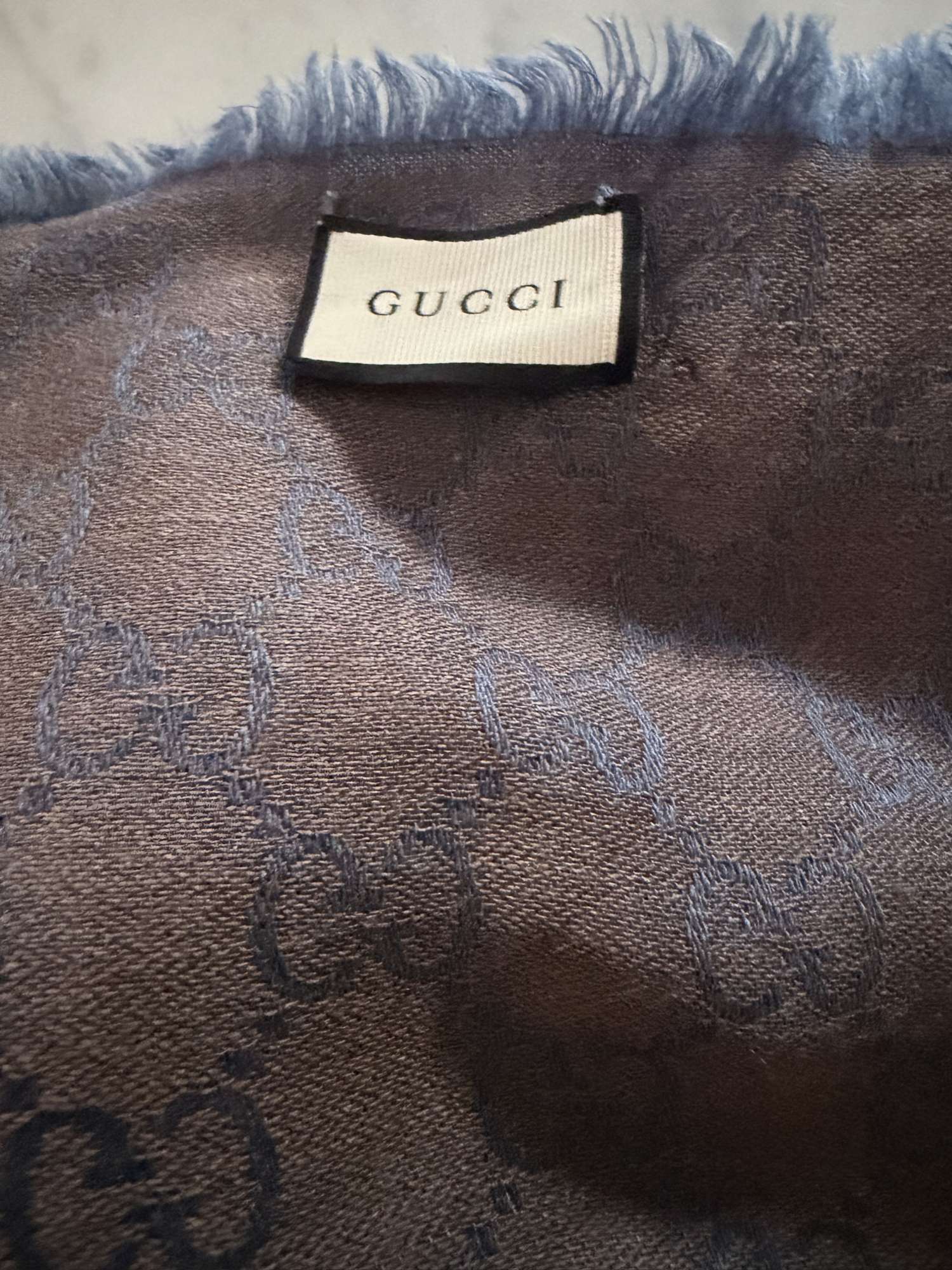 Gucci šatka