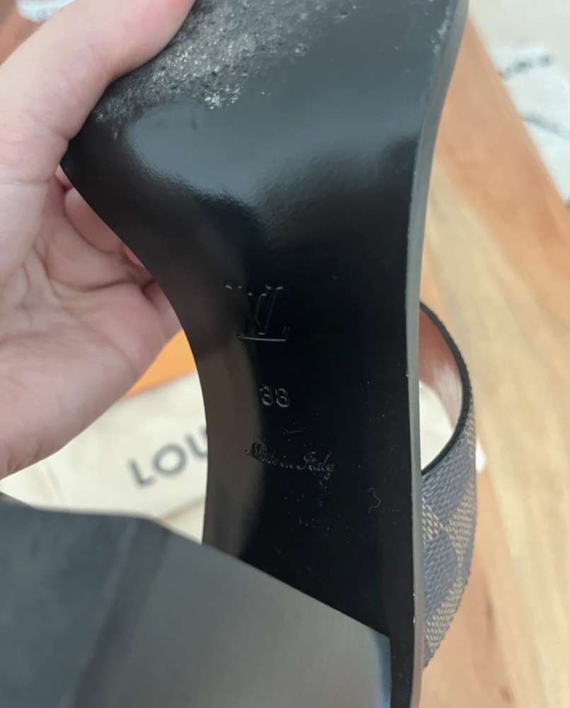 Louis Vuitton sandalky