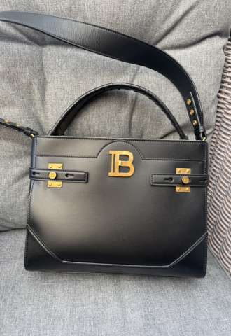 https://vipluxury.sk/Balmain taška