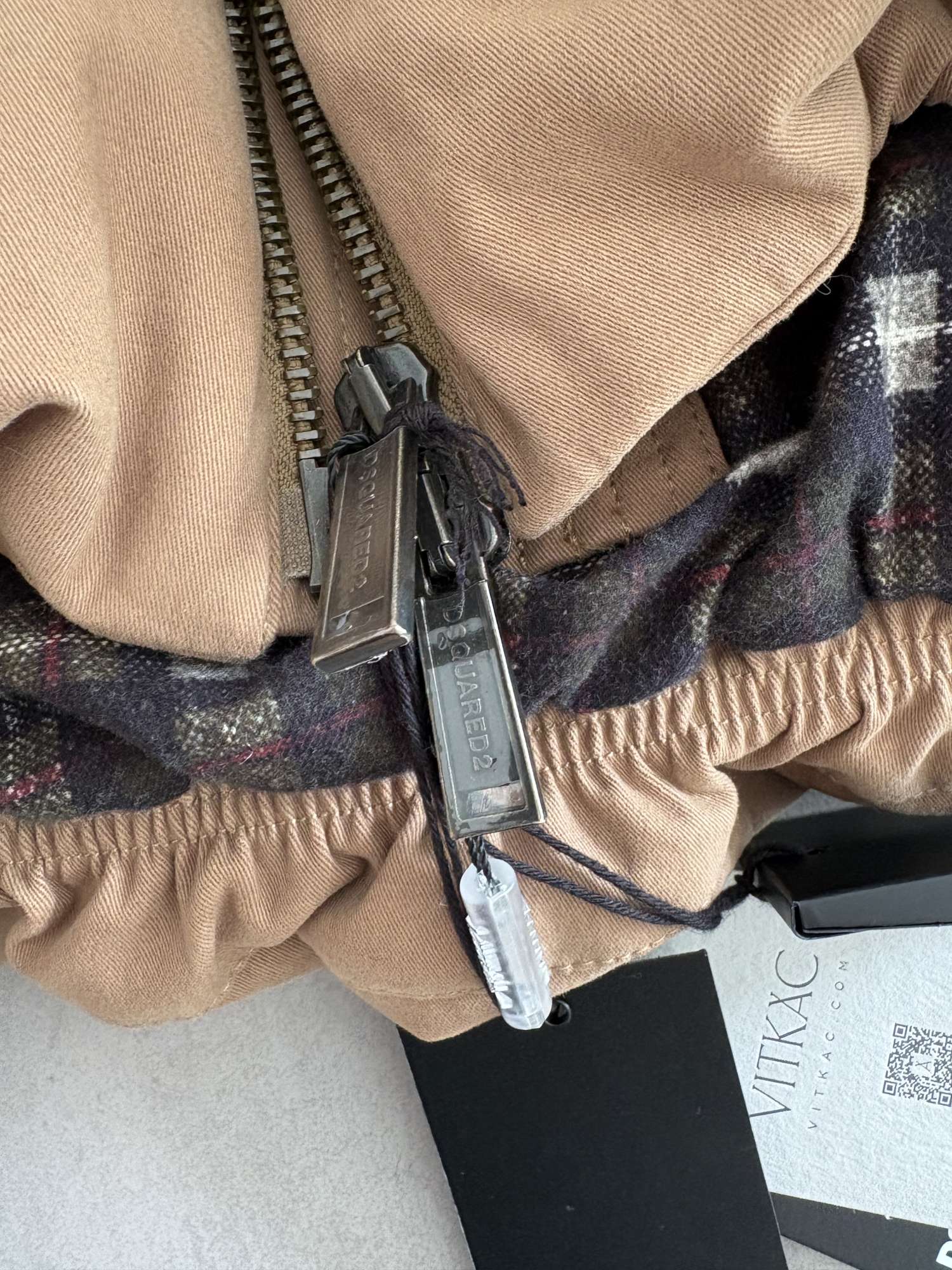 Dsquared2 nová puffer páperová bunda