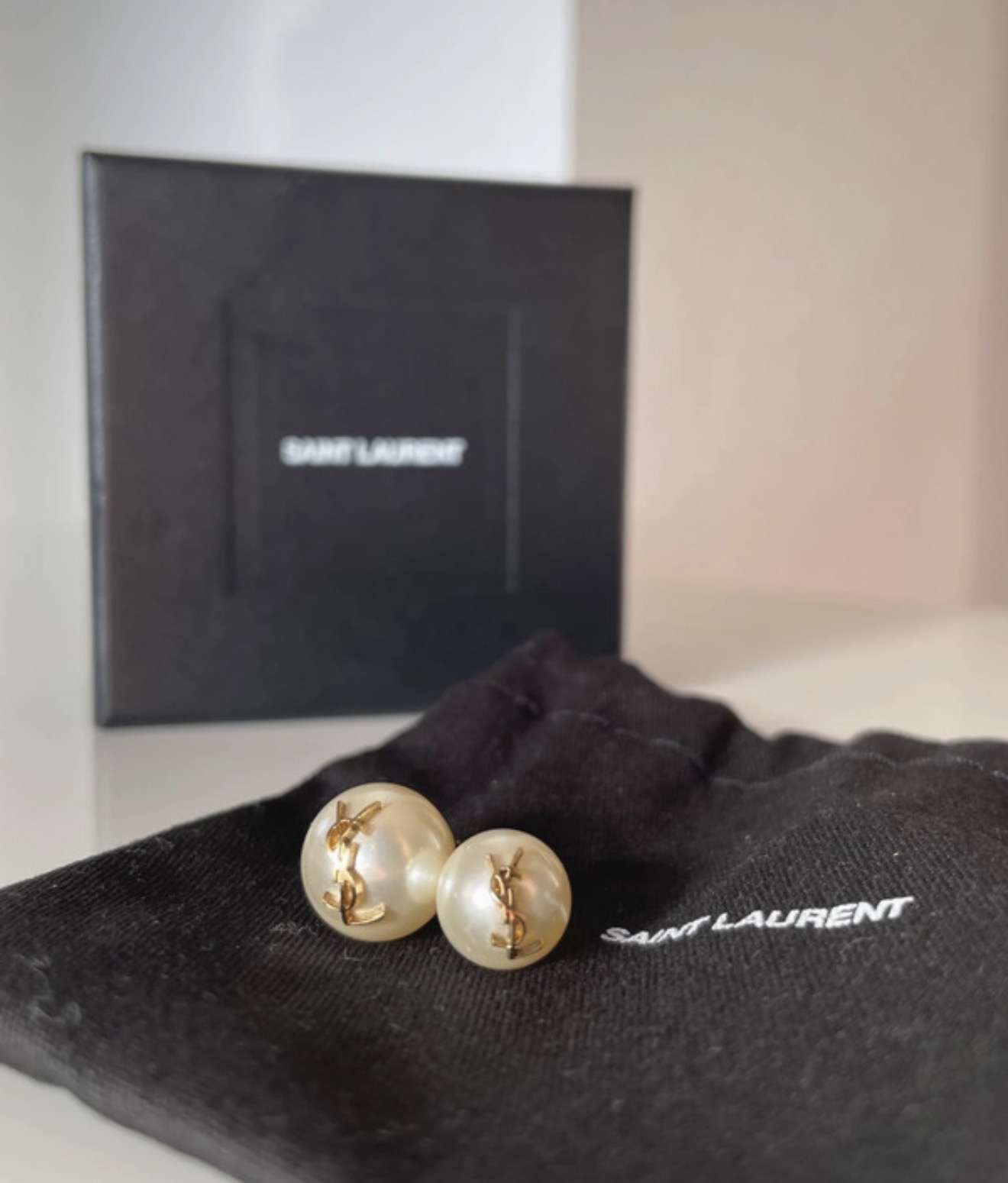 YSL náušnice
