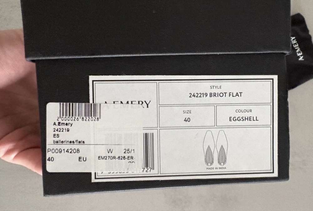 A. Emery ballet flats, koža, pc 260€