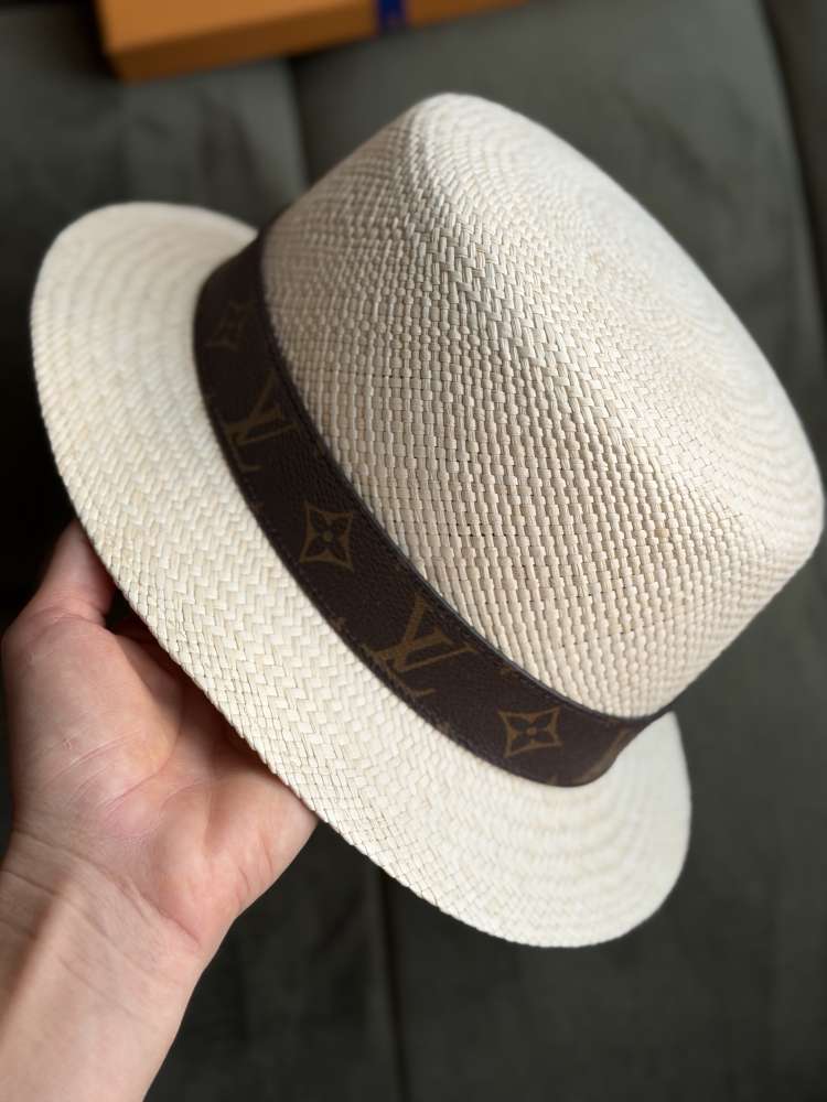 Klobúk Louis Vuitton