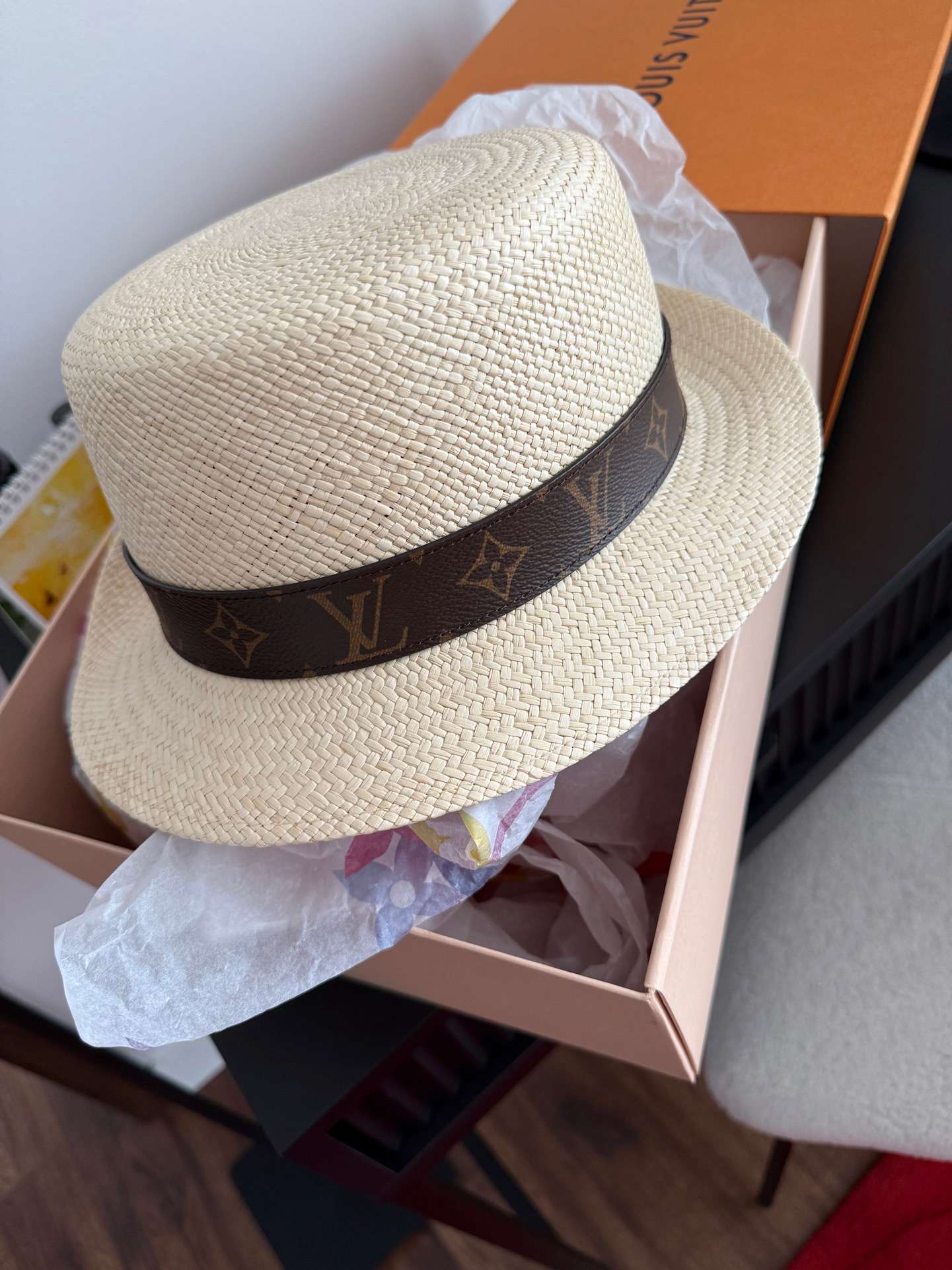 Klobúk Louis Vuitton