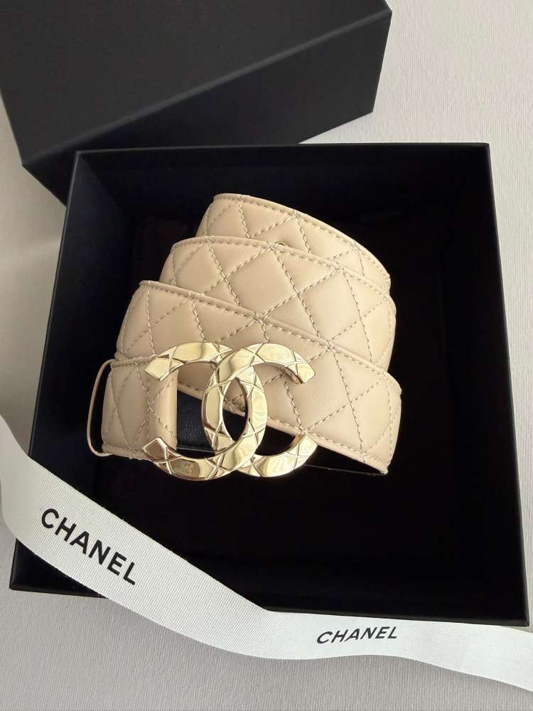 Chanel opasok