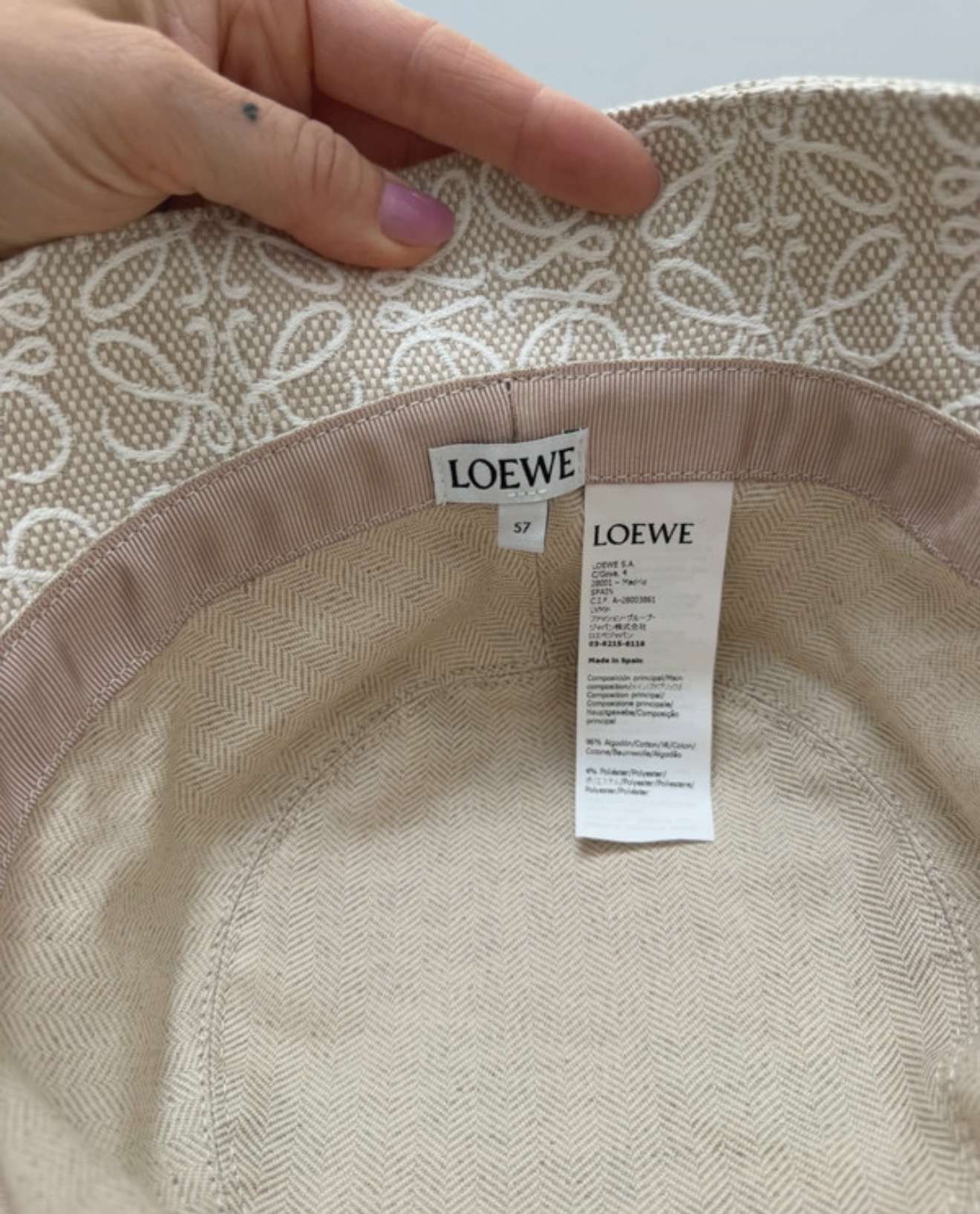 LOEWE klobúk