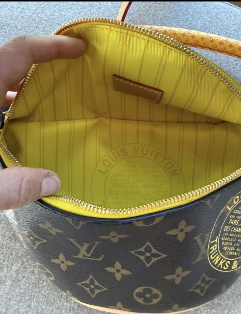 Louis Vuitton Bumbag