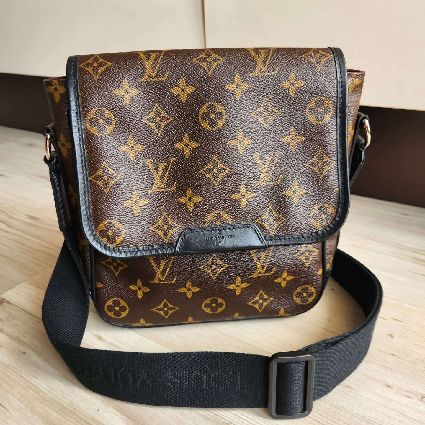 Louis Vuitton Bass PM