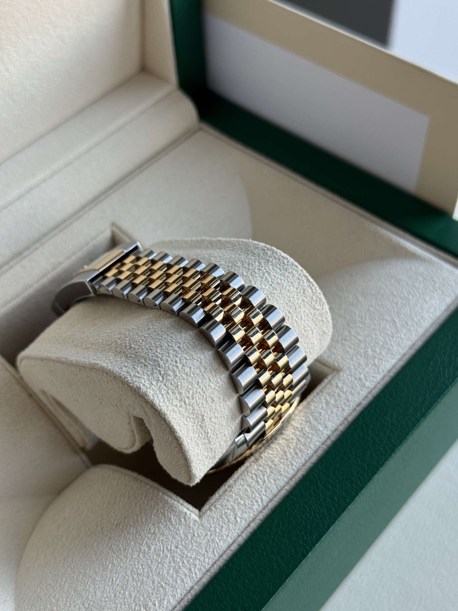 Hodinky Rolex DateJust 41 Diamond ciferník Full set Zaruka 2028