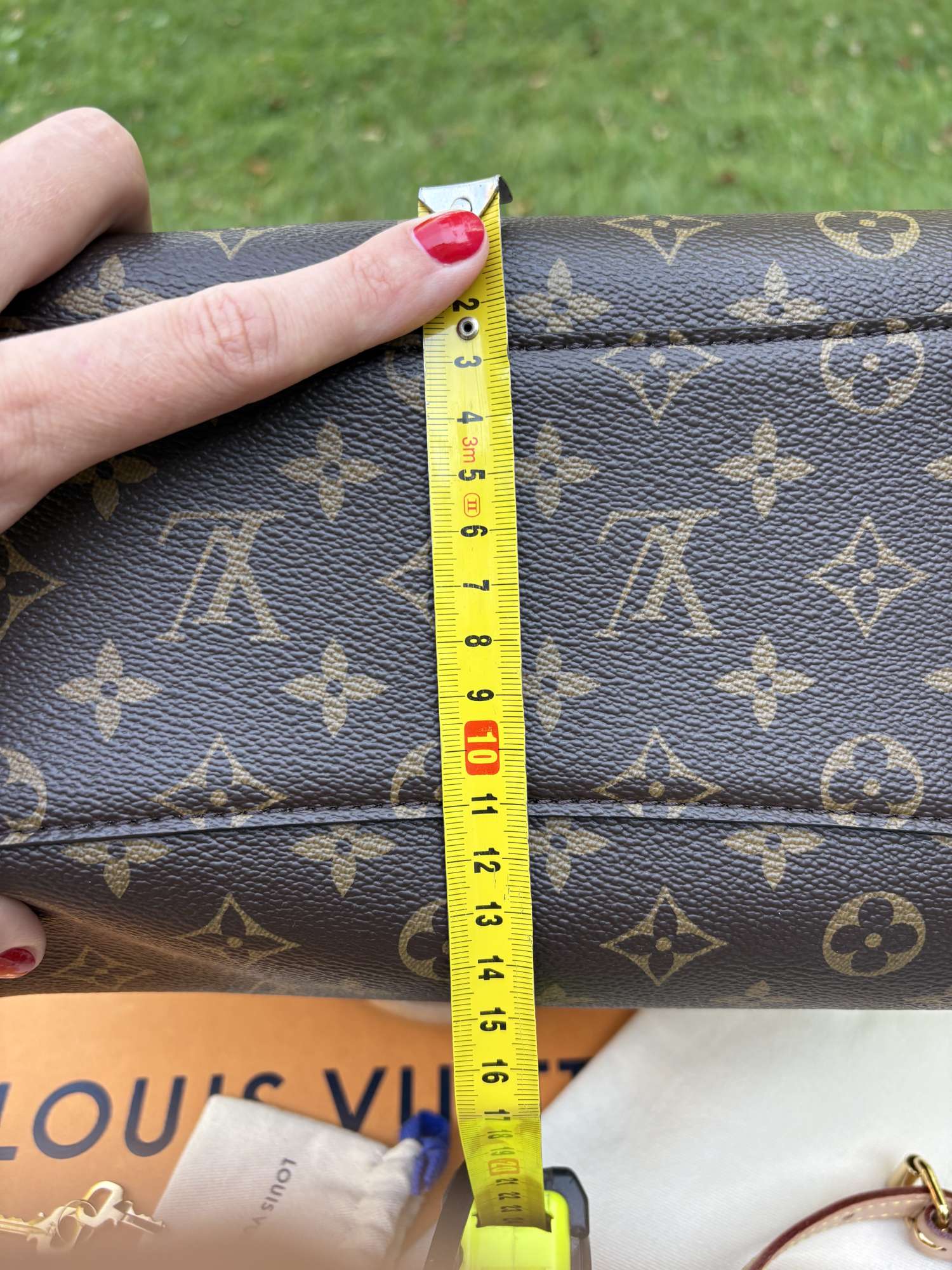 Louis Vuitton Rivoli MM crossbody / do ruky kabelka