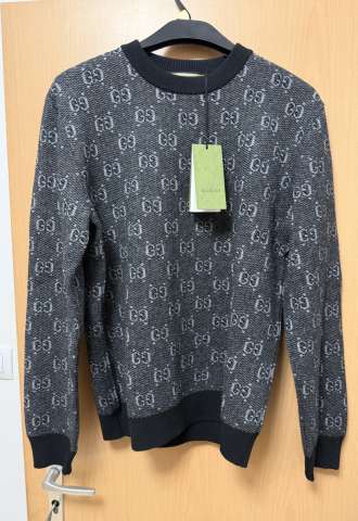 https://vipluxury.sk/Gucci GG monogram sveter z vlny