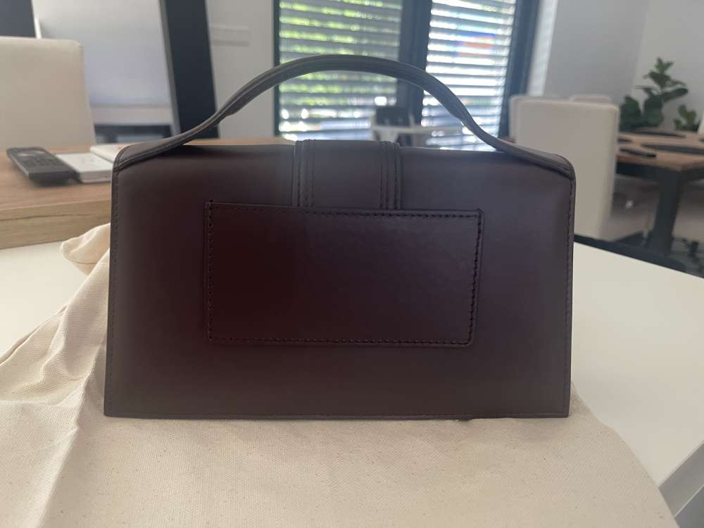 Jacquemus Le Grand Bambino