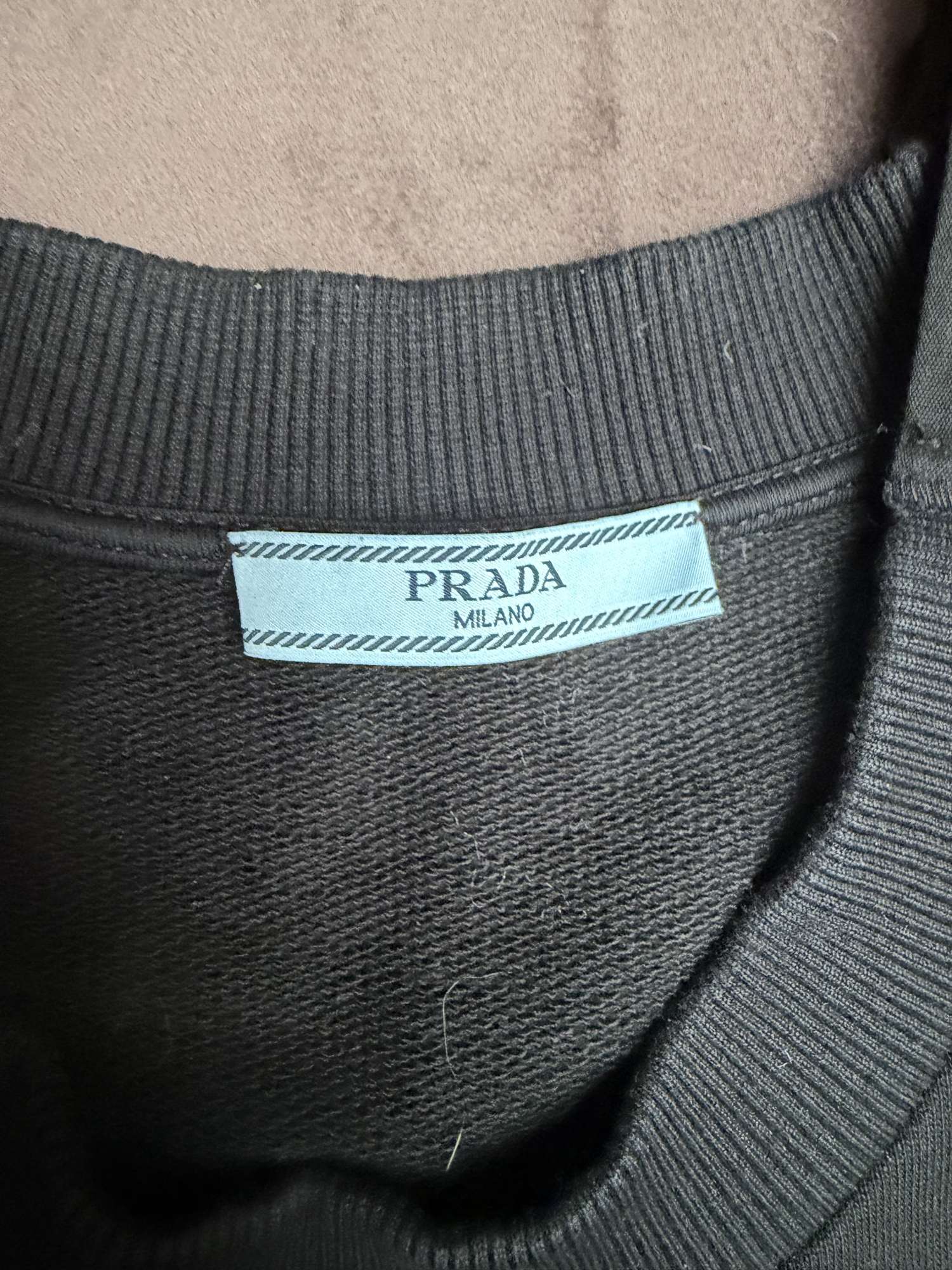 Mikina Prada