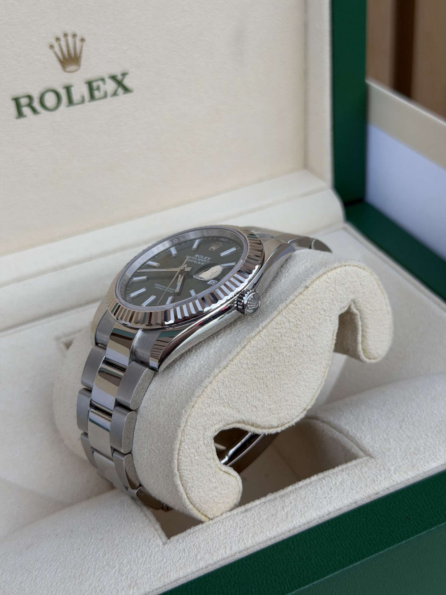 Hodinky Rolex DateJust 41 Gren ciferník Kompletná sada Zaruka 2027 Ref.126334