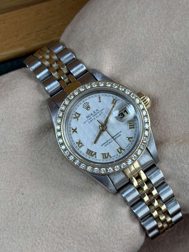 Hodinky Rolex DateJust 26mm Celá sada Zaruka Diamanty, Top stav Ref.69173