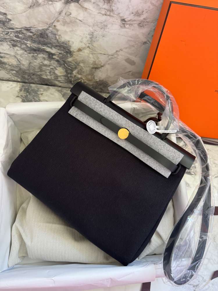 Hermes Herbag 31