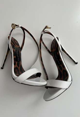 https://vipluxury.sk/Sandálky Phillip Plein 35