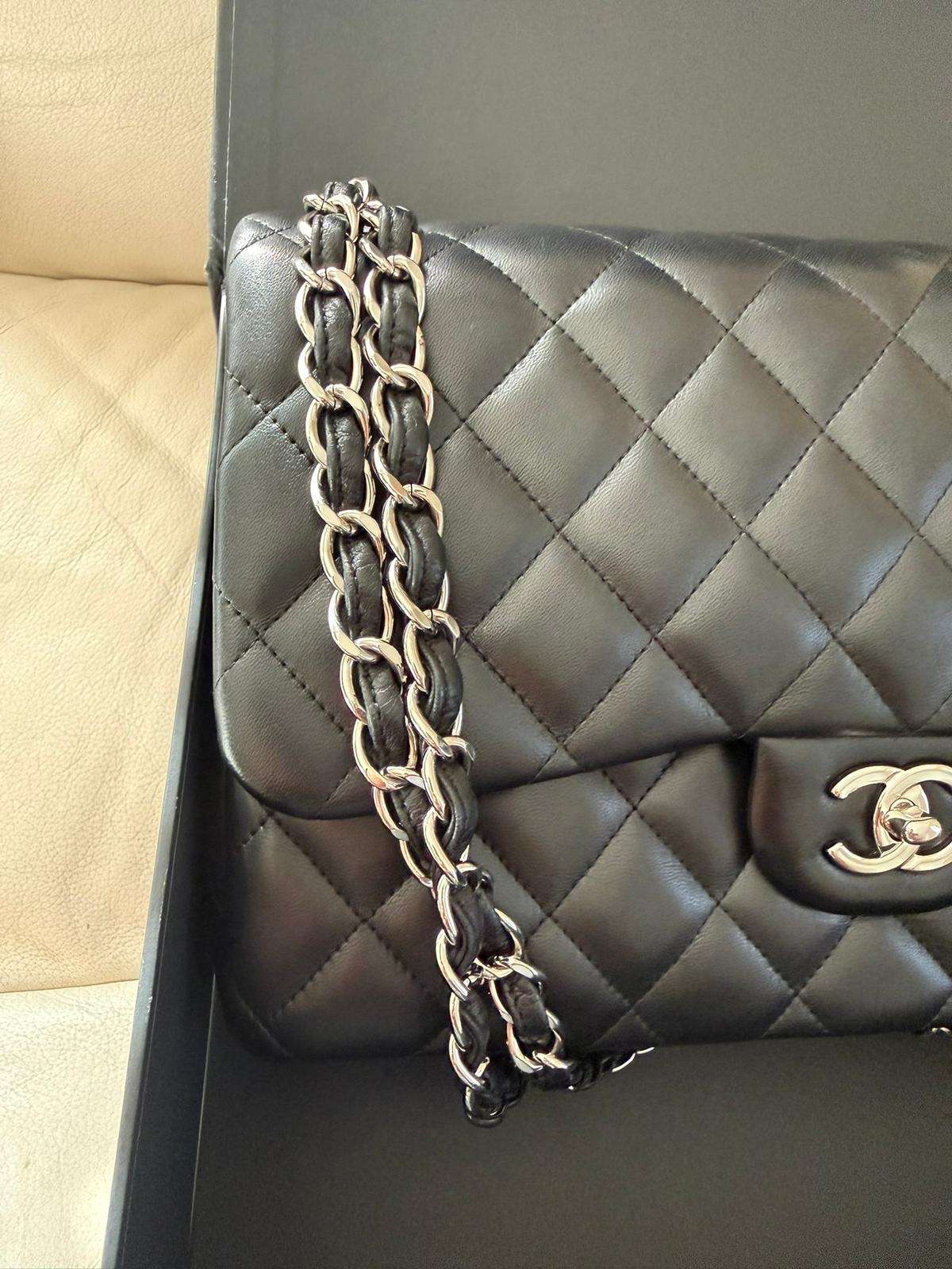 Chanel Jumbo kabelka