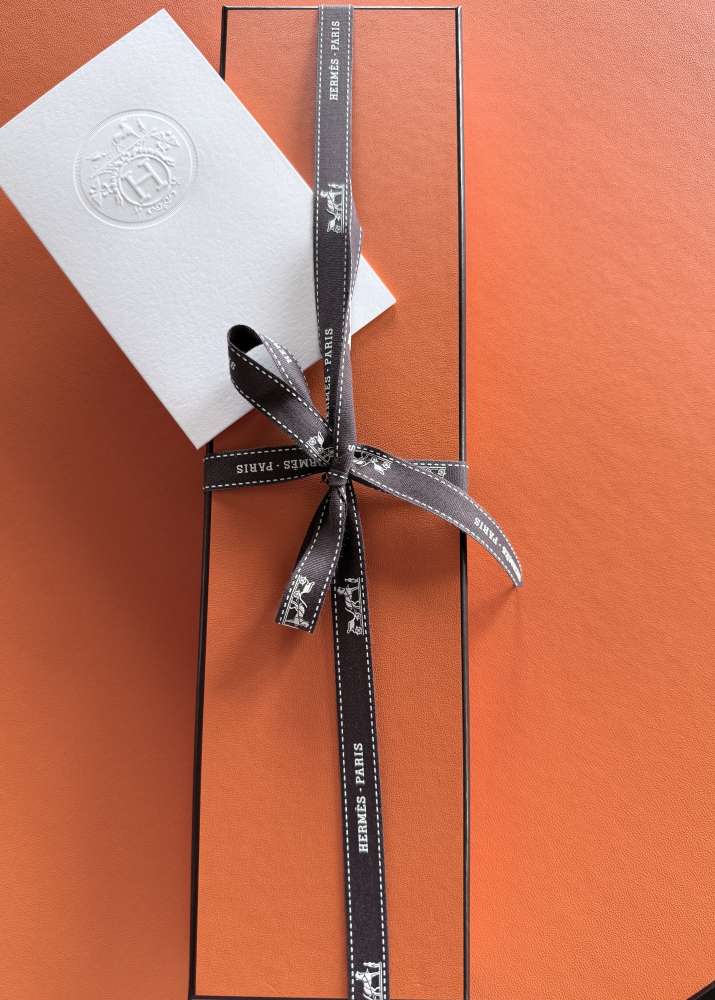 Hermès Twilly s koženými strapcami Les Voitures Nouvelles