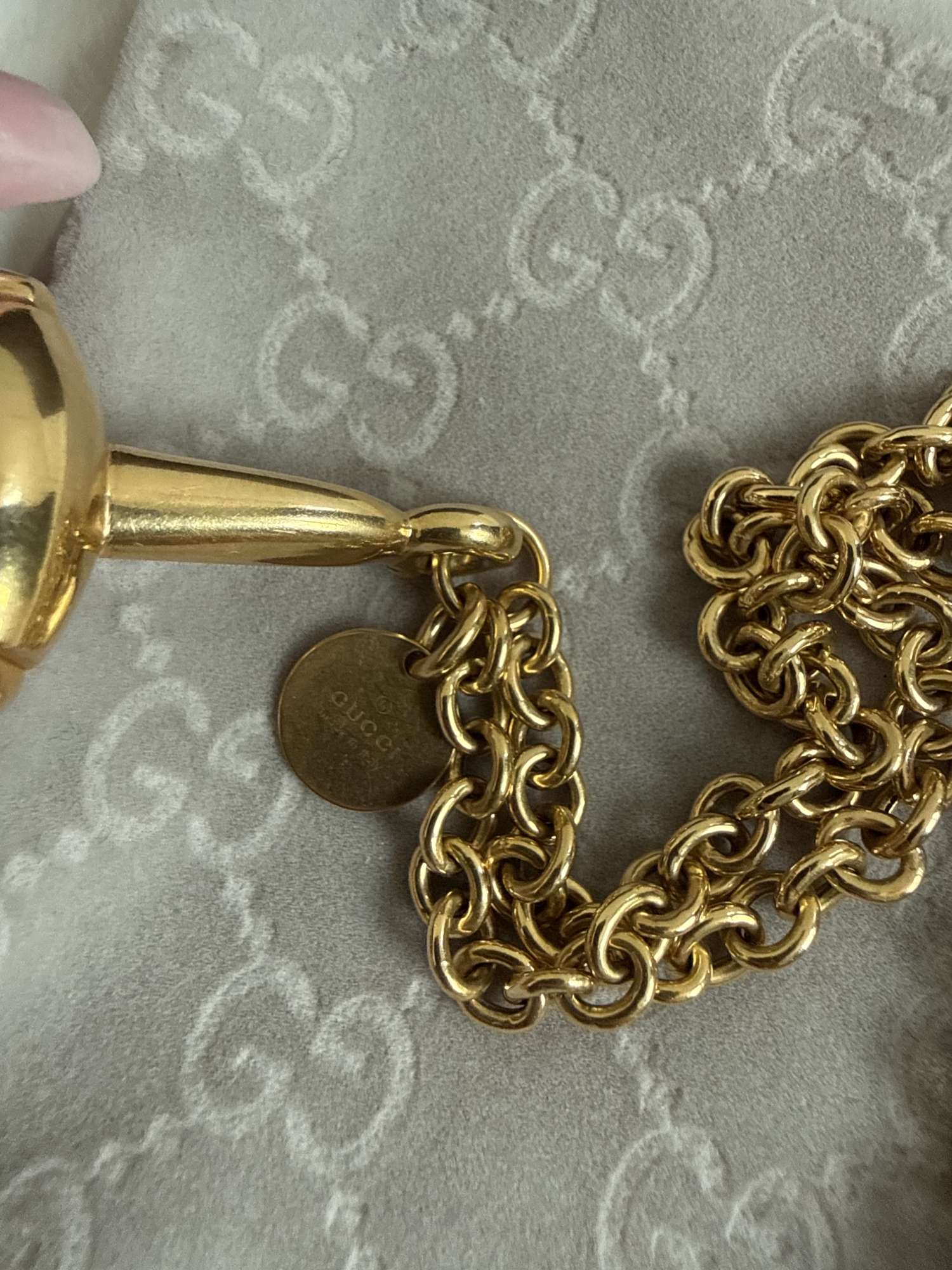 Gucci 18-karátový žltý zlatý prívesok s motívom koňa, vintage
