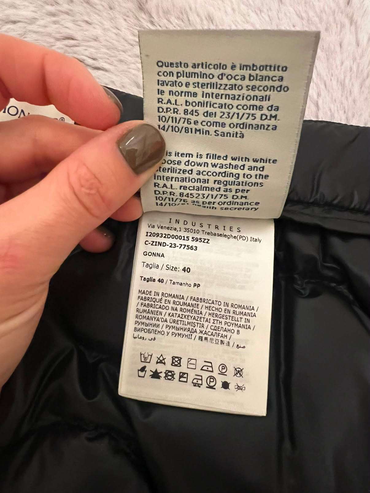 Moncler sukna