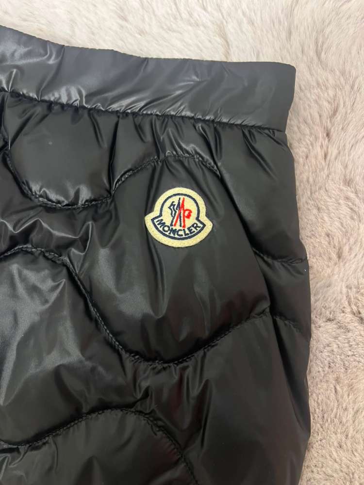 Moncler sukna