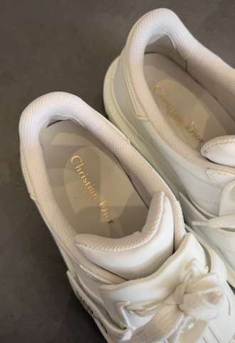 https://vipluxury.sk/Dior tenisky