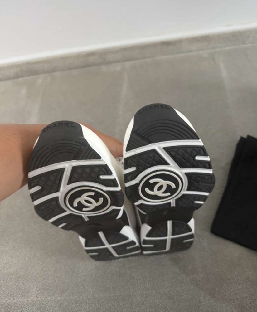 Chanel tenisky