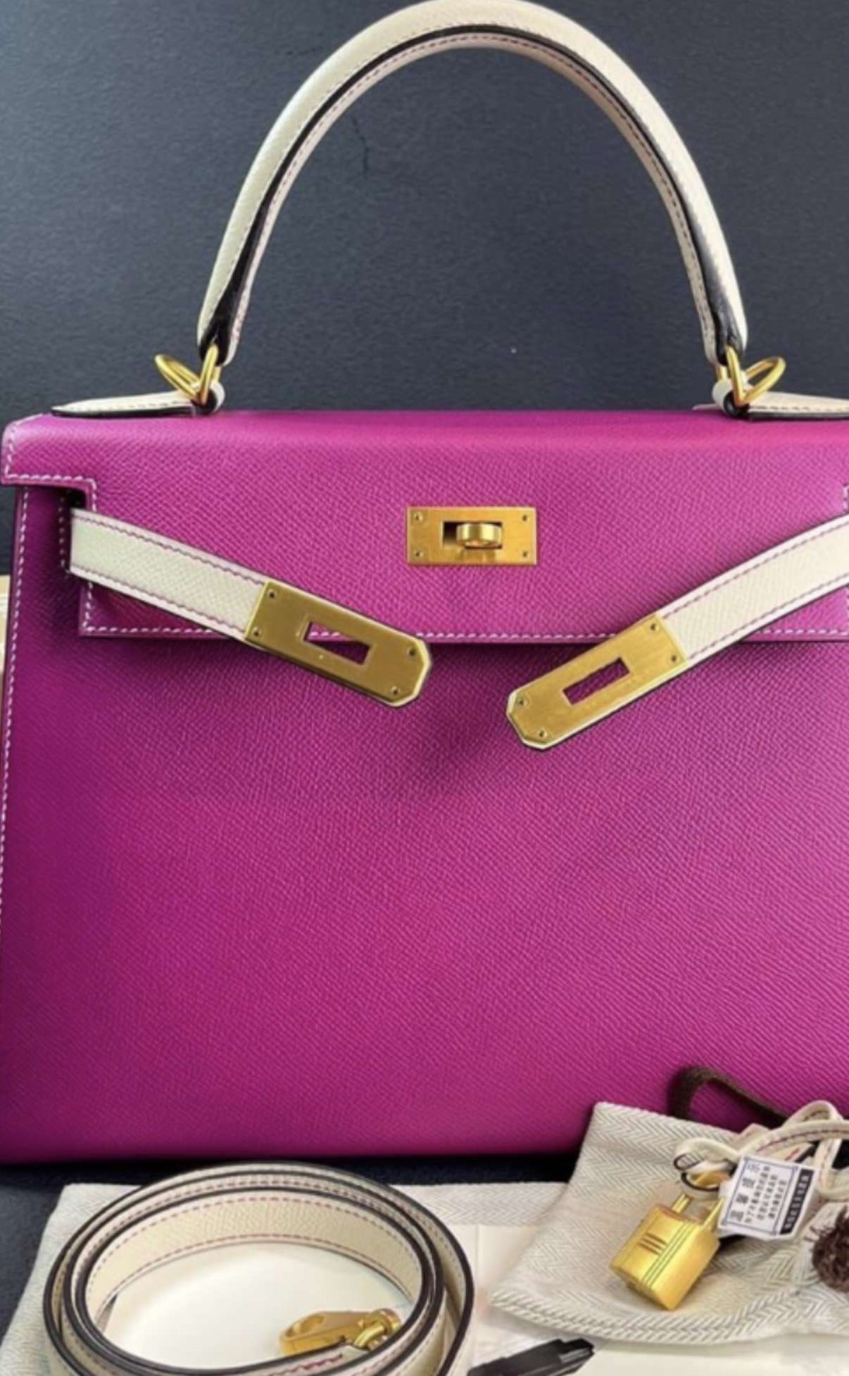 Hermes Kelly 28