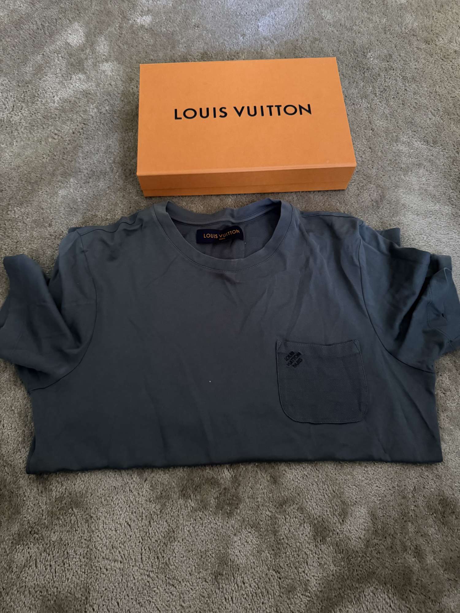 Louisvuitton tricko