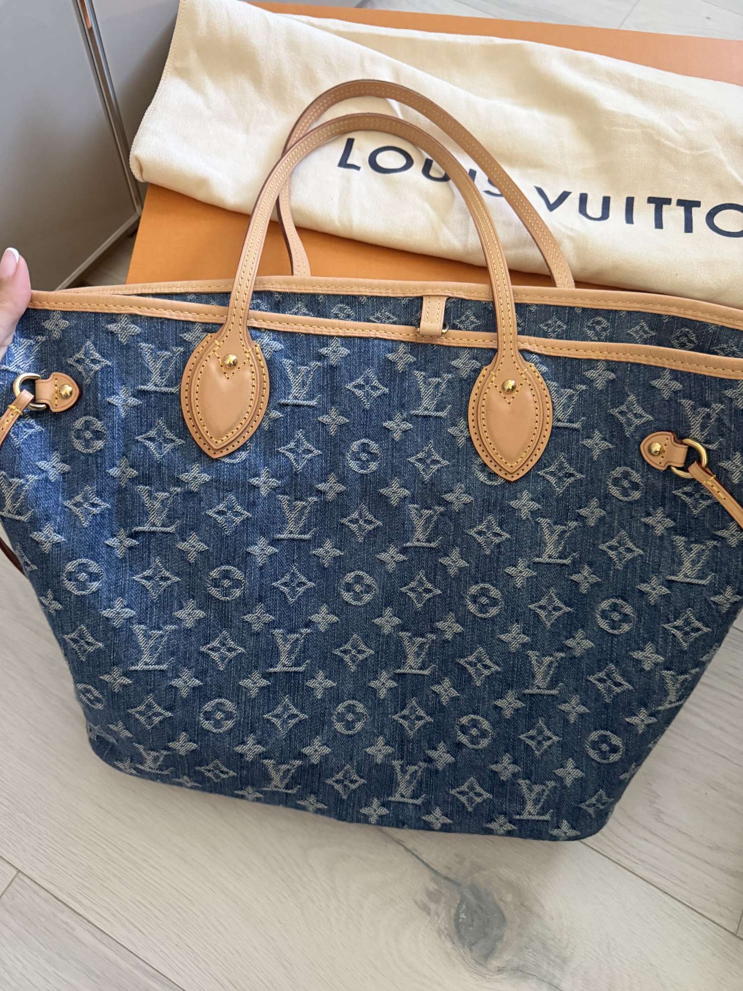 Louis Vuitton Neverfull MM Monogram Denim Blue M13192 with Pouch & Receipt