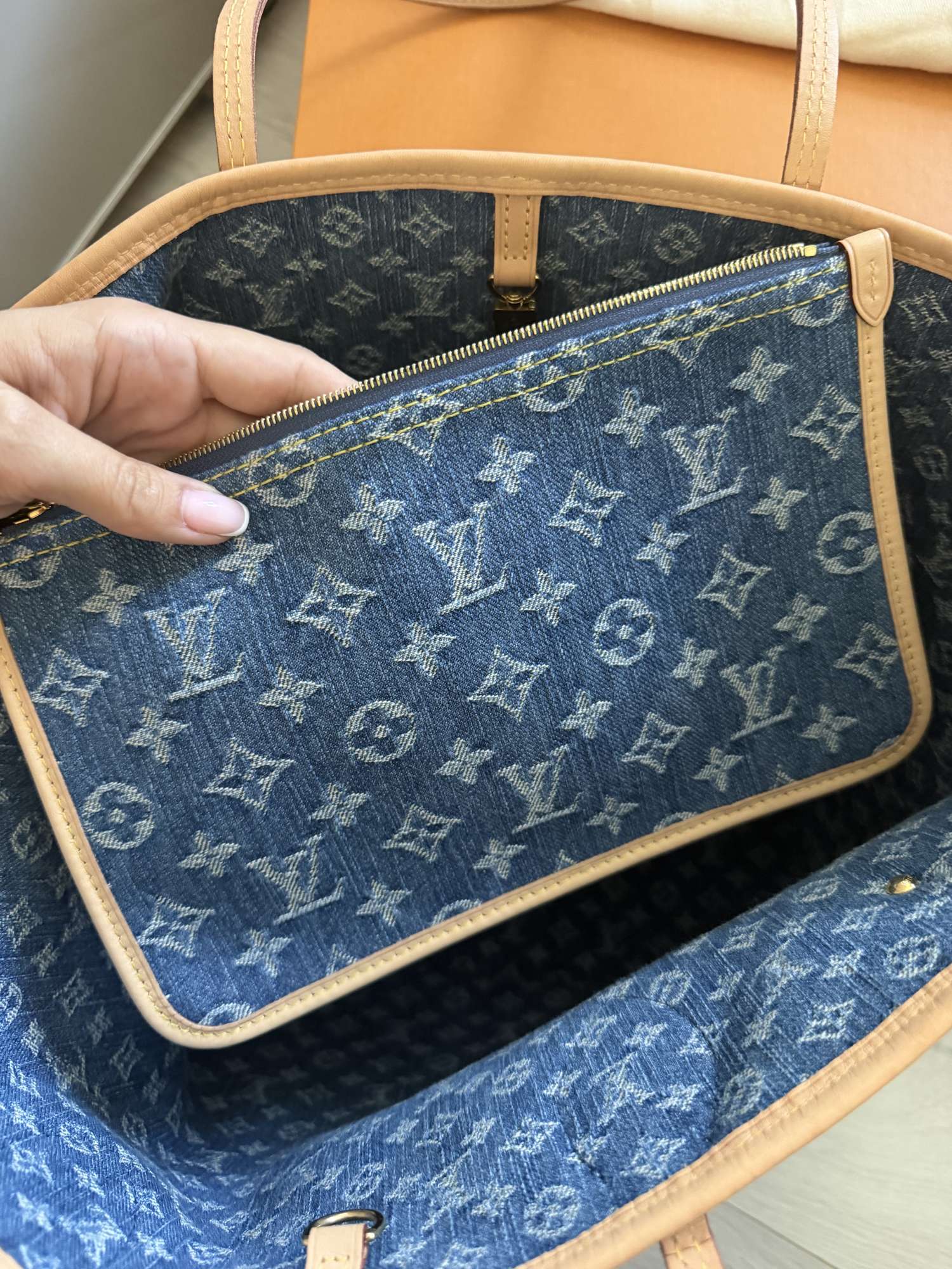 Louis Vuitton Neverfull MM Monogram Denim Blue M13192 with Pouch & Receipt