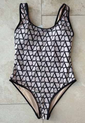 https://vipluxury.sk/VALENTINO plavky