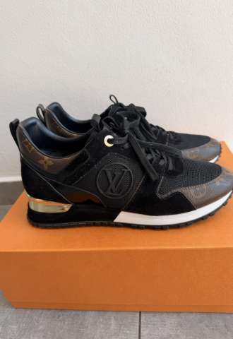 https://vipluxury.sk/Louis Vuitton tenisky