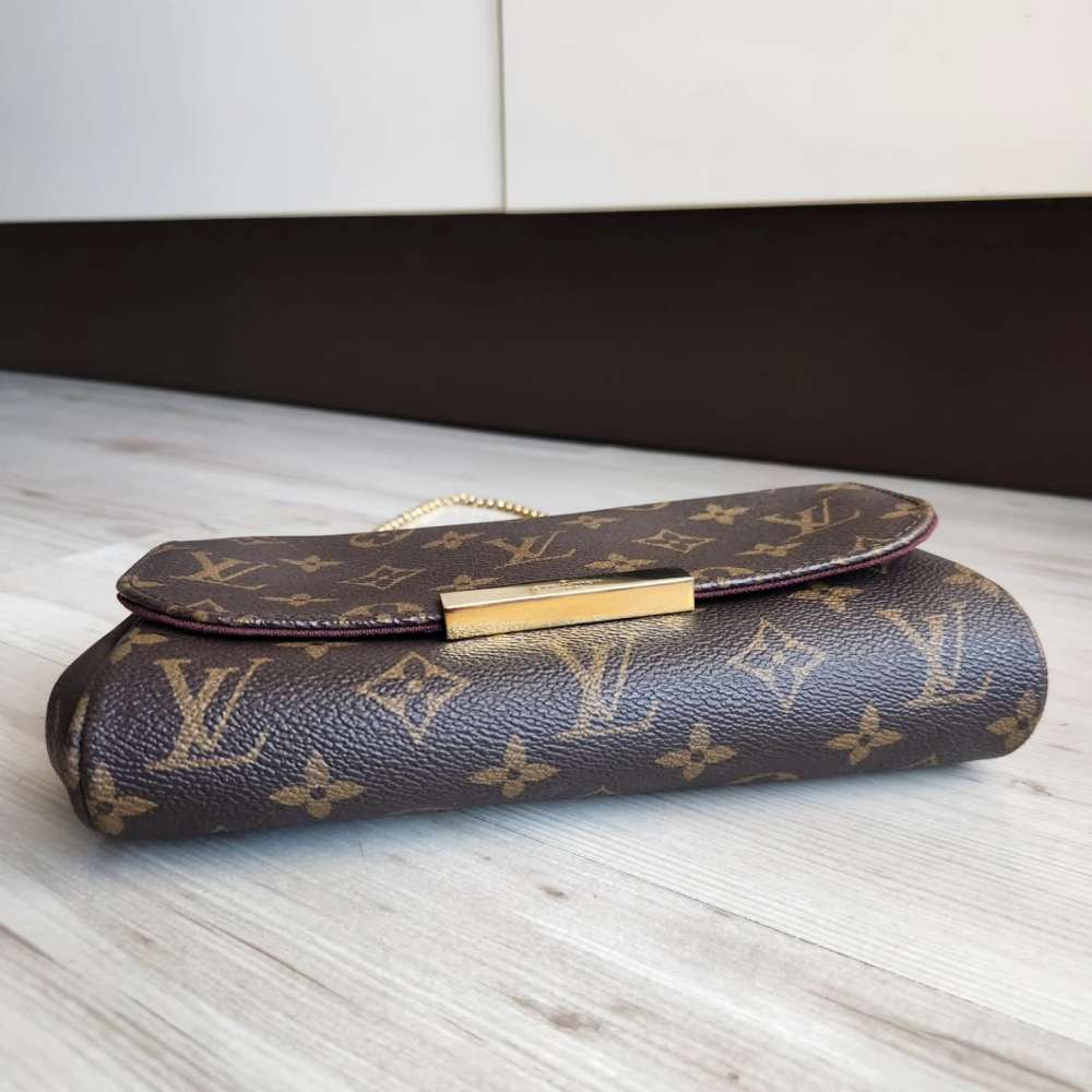 Louis Vuitton Favorite PM